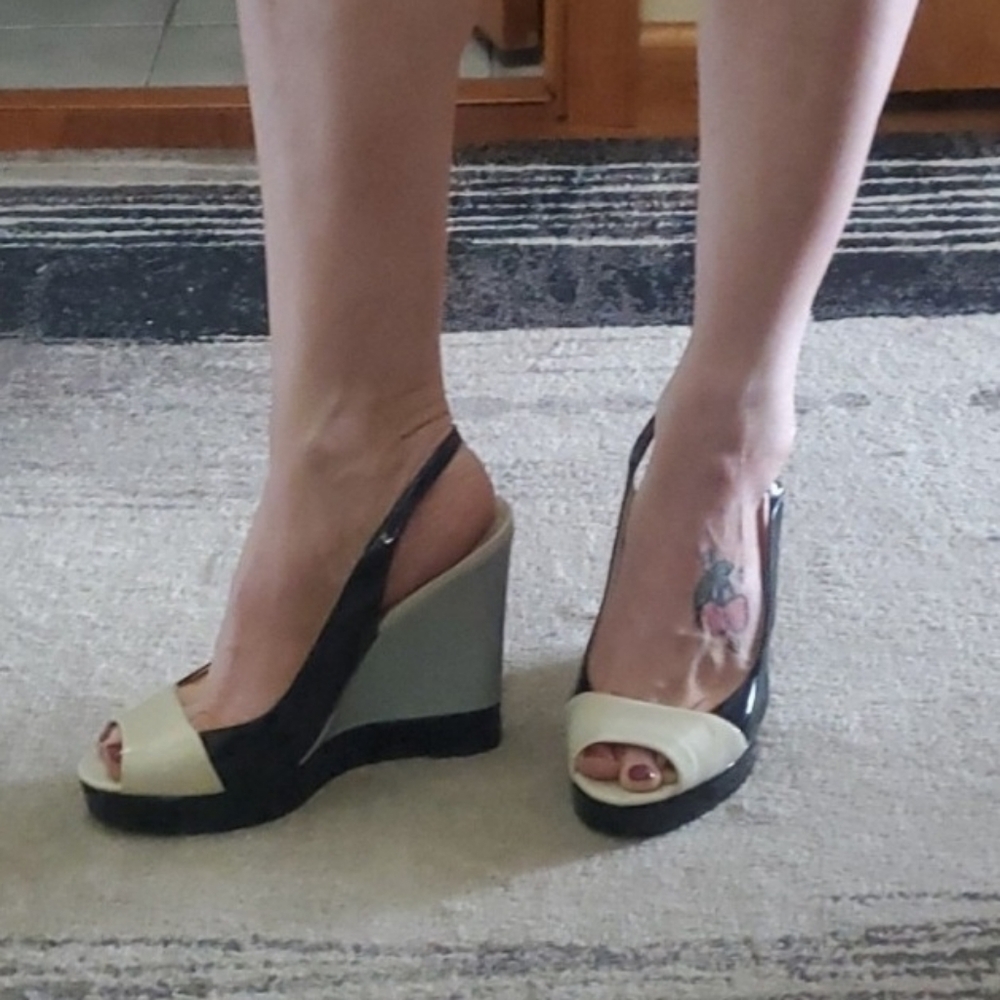Calvin Klein Colorblock Wedge - Picture 7 of 7